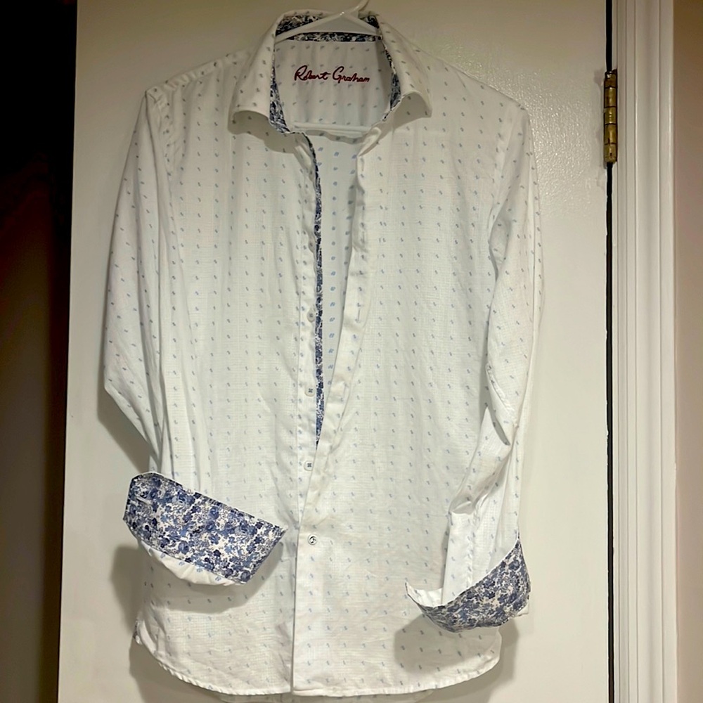Robert Graham as 18-20 button down shirt with patterned areas.